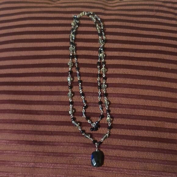 4 Black And Silver Toned Necklaces And 1 Bracelet - Picture 2 of 10